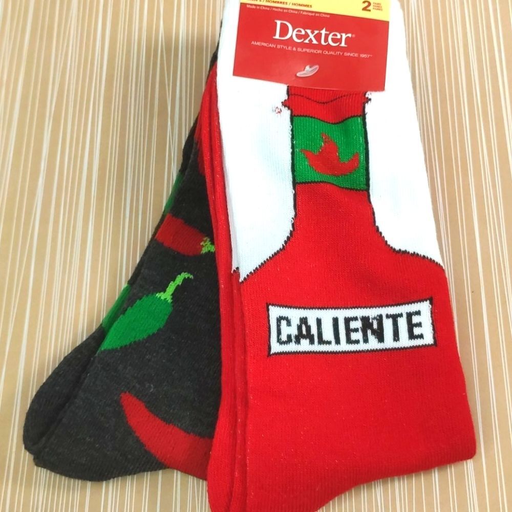 NEW DEXTER pair Fun socks   Peppers! Caliente!